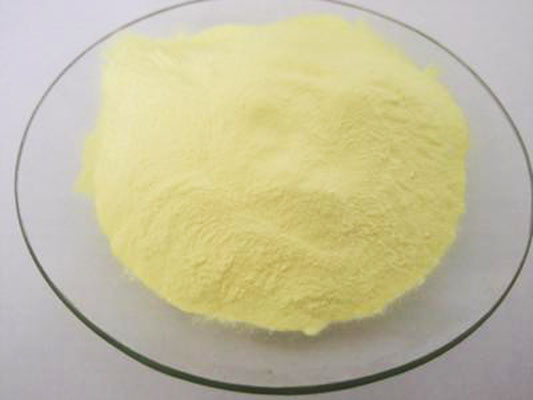 Ferro(III) perclorato idrato (Fe(ClO4)3•xH2O)-cristallino