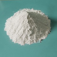 Polvere di ossido di zinco (ZnO).